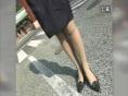 爆笑 女子アナハプニング ずっこけバスガイド パンチラおしい